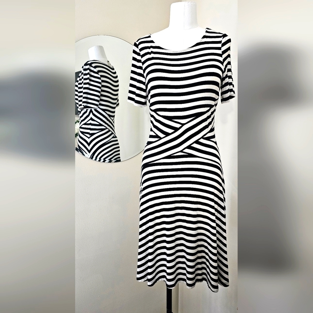 Eci New York Black & White Stripe Dress